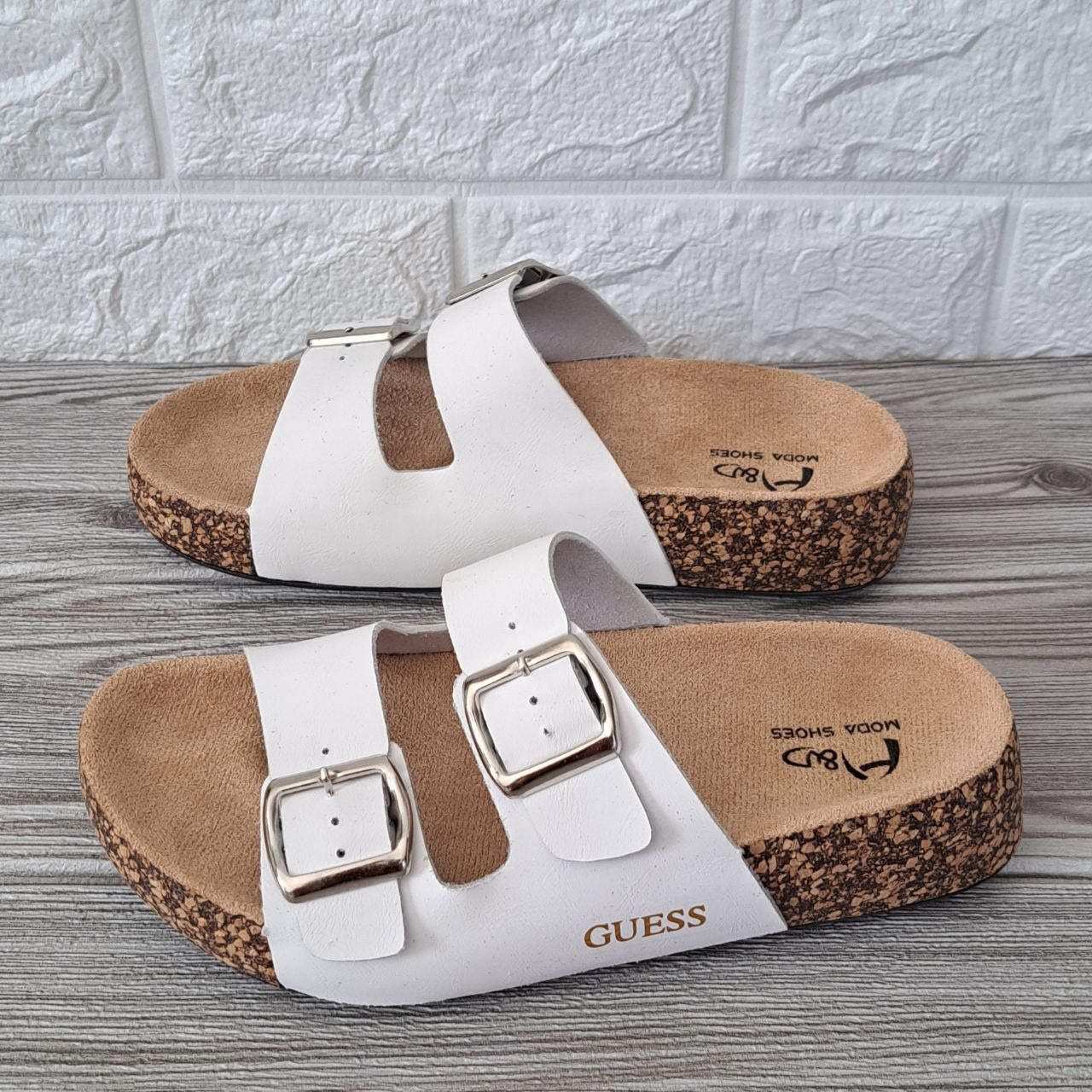Chinelo Branco