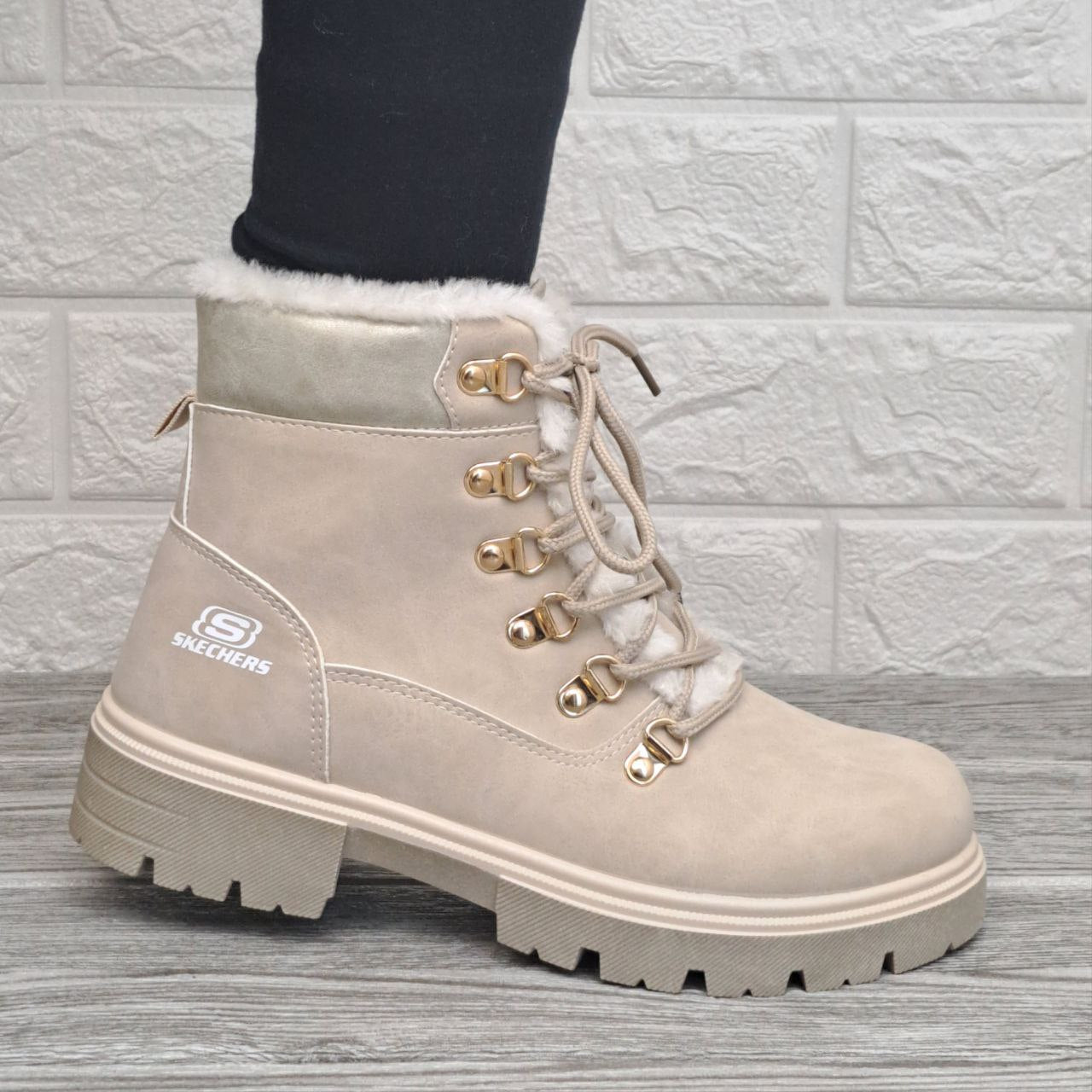 Bota Skechers