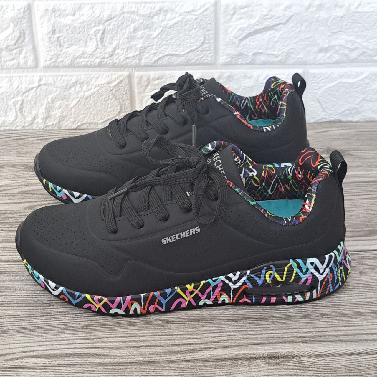 Skechers Coração Preto